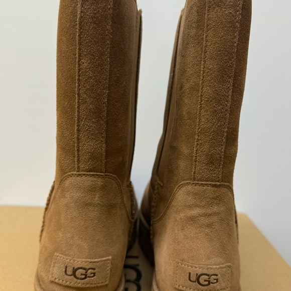 UGG CHELSEA PLATFORM SHORT SIZE 10 CHESTNUT NIB - Picture 4 of 5